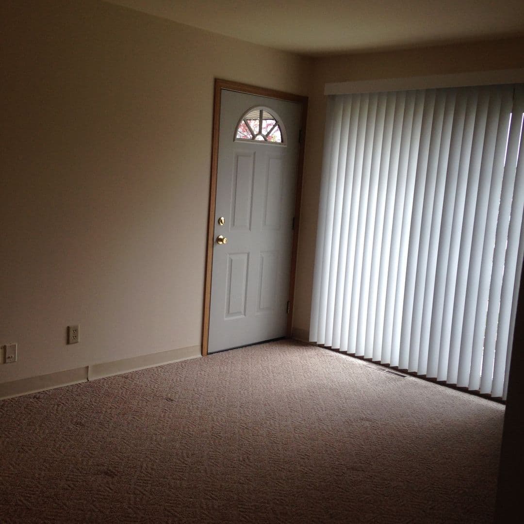 Oak Creek Apartment: 7926 S. Wildwood Drive #1