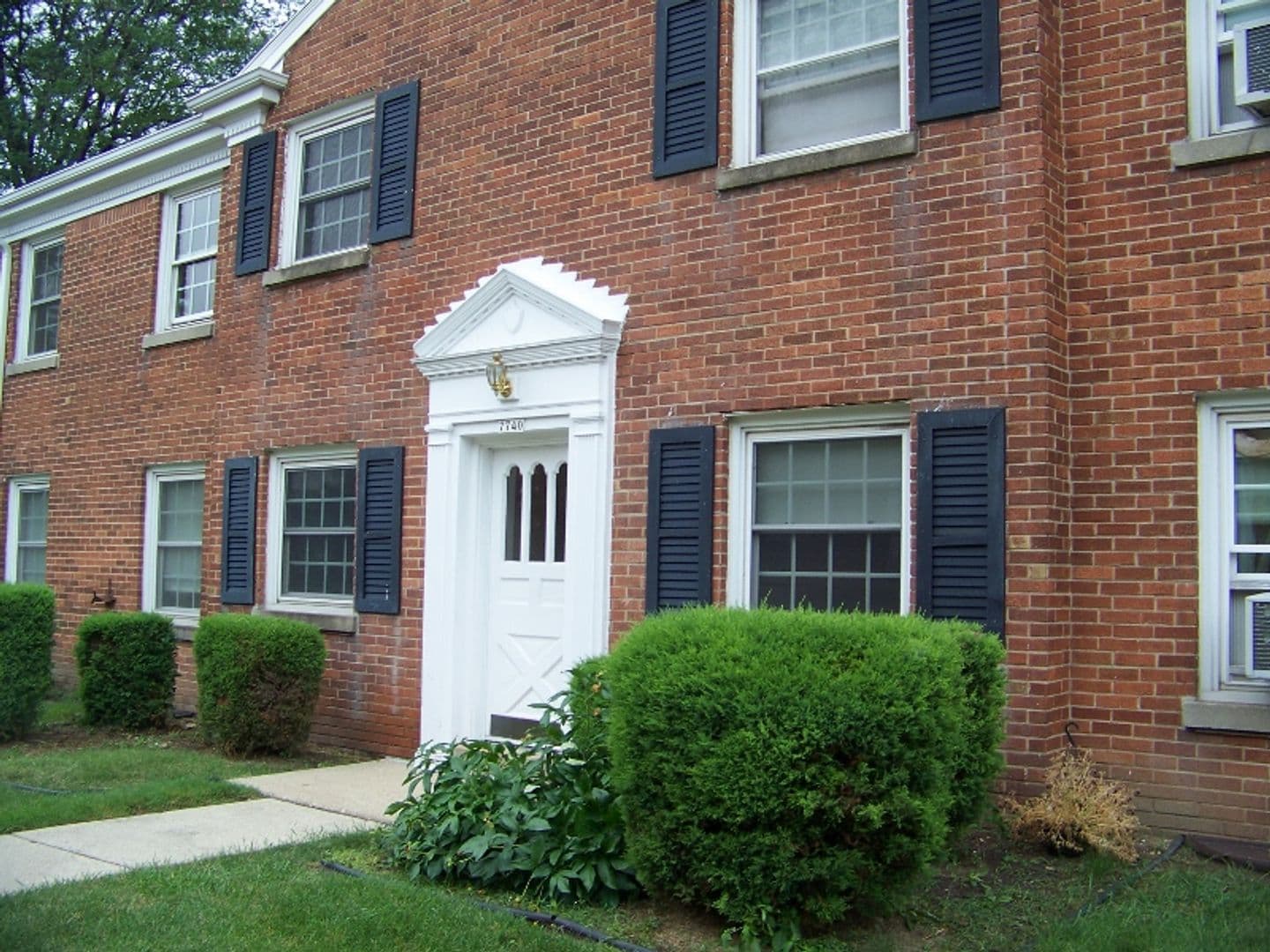 Wauwatosa Apartment: 7734-7928 W. North Ave