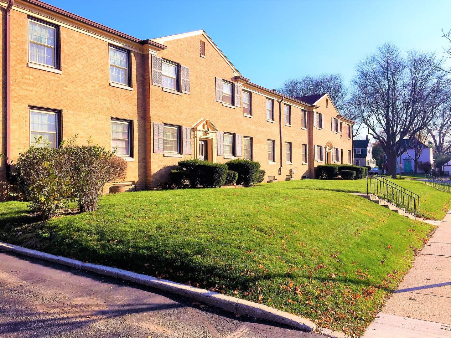 Wauwatosa Apartment: 7734-7928 W. North Ave