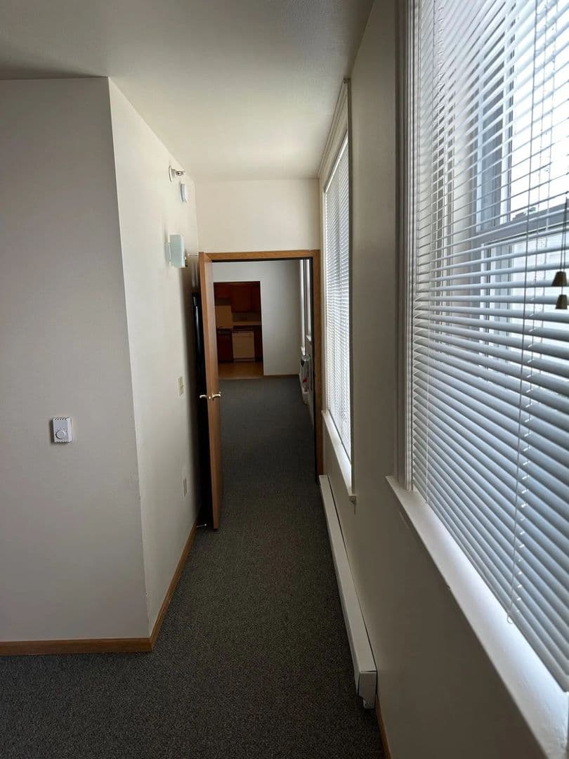 Racine Apartment: 1403 W. 6th St.