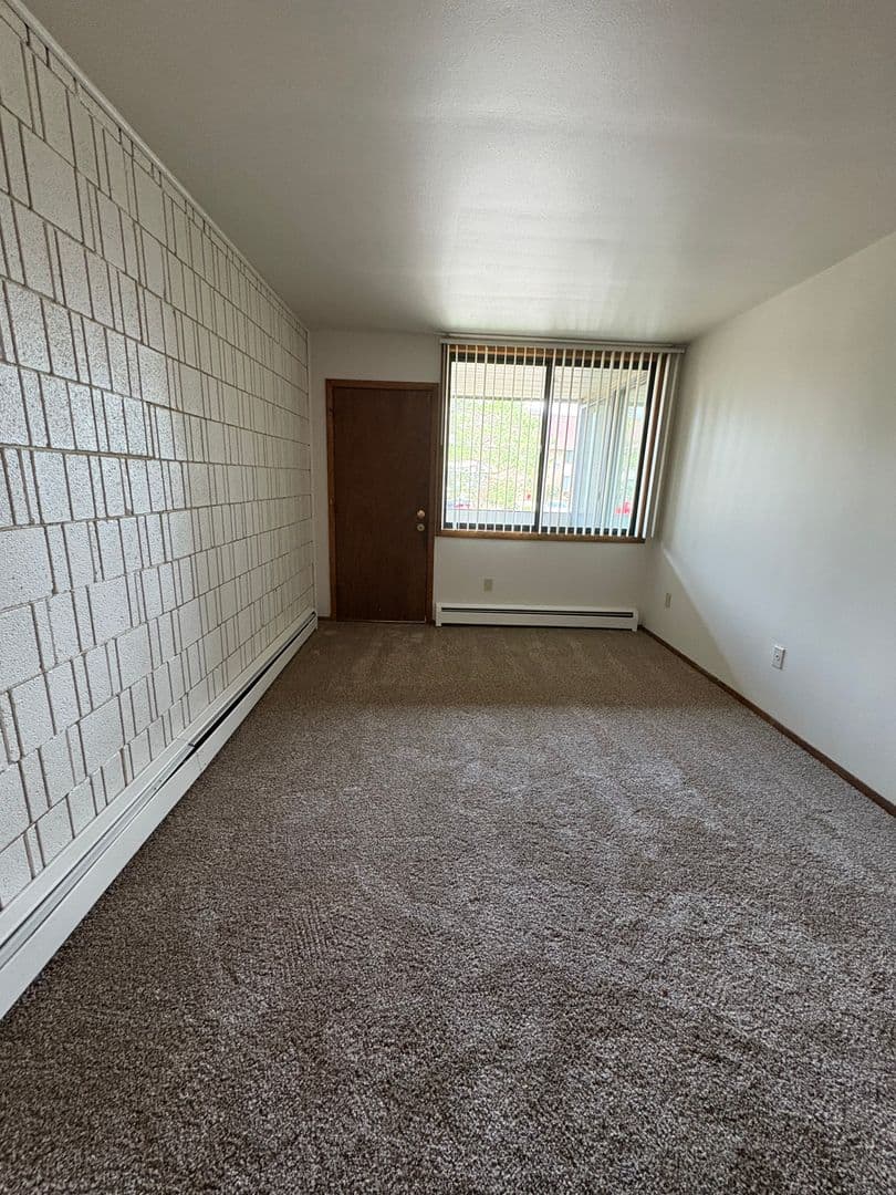 Milwaukee Apartment: 3963 S 76th St Unit 3