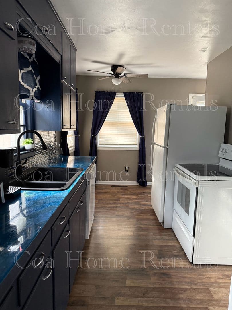 Derby House: 535 S. Derby Ave