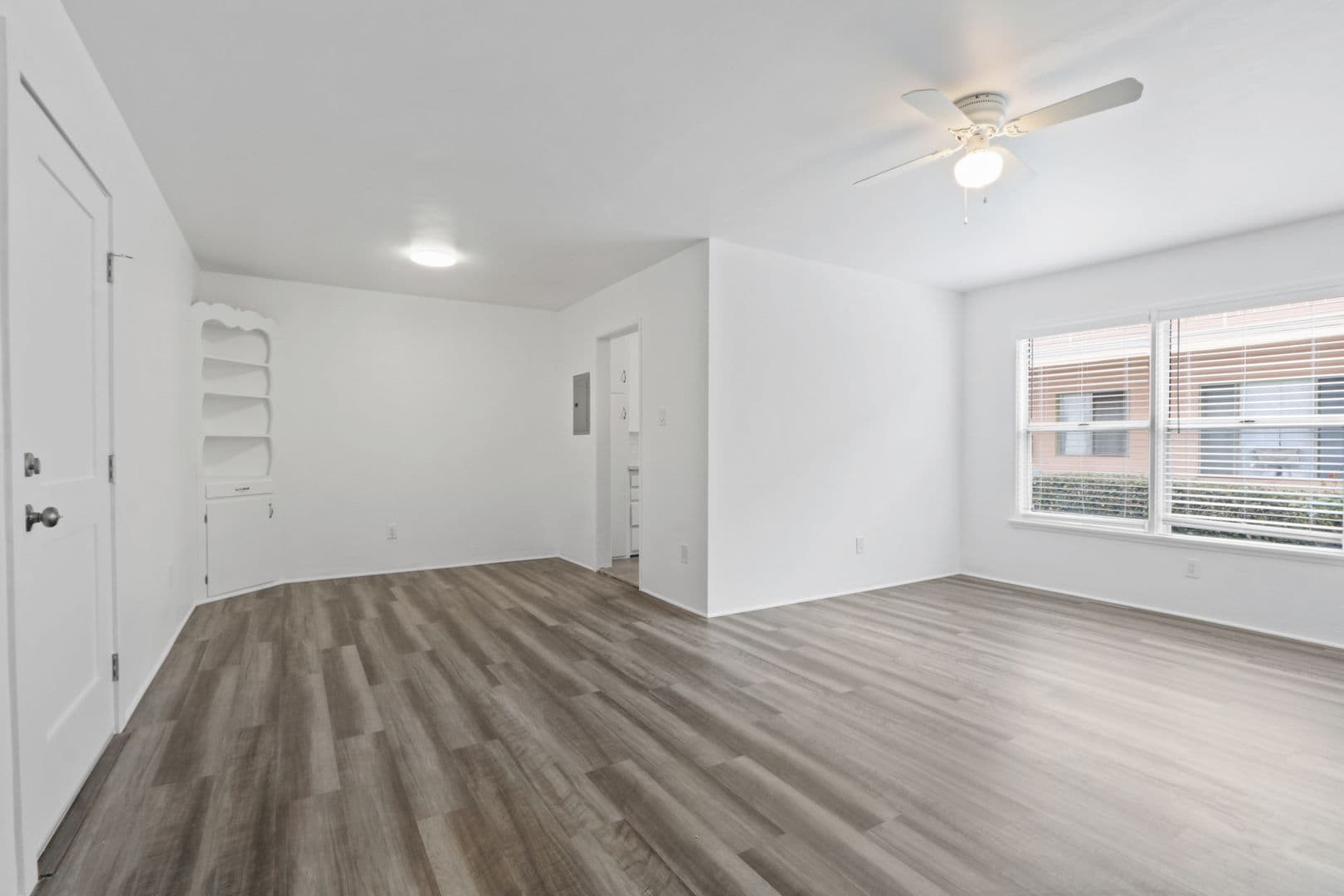 Long Beach Apartment: 1734 E 3rd Street