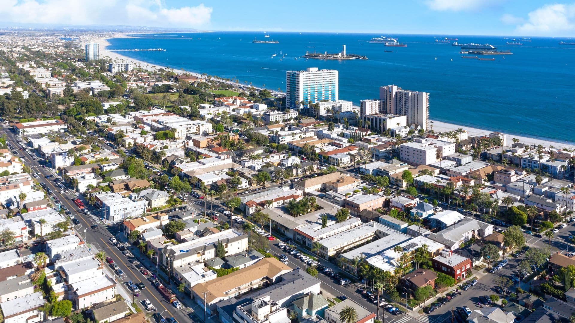 Long Beach Apartment: 1734 E 3rd Street