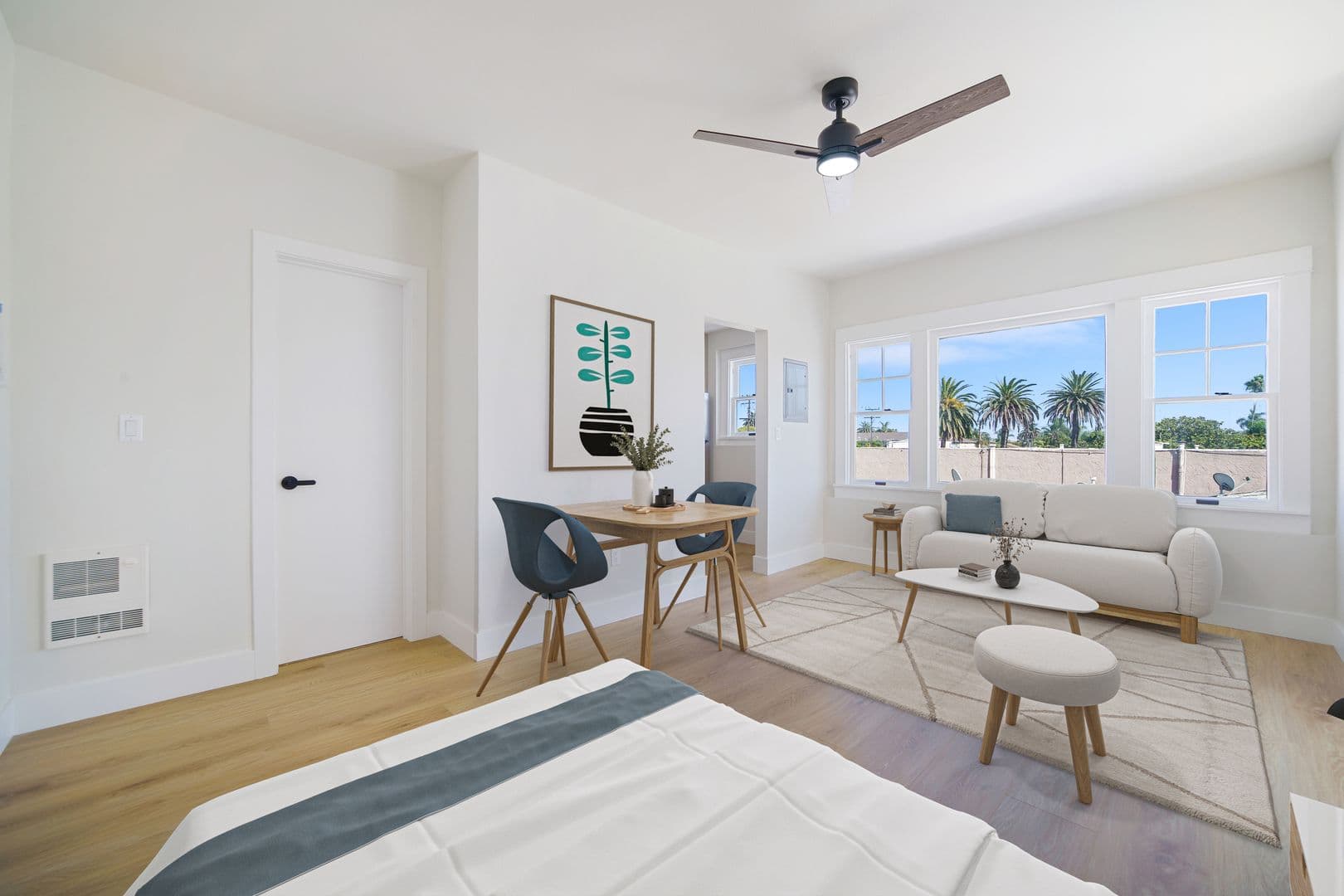 Long Beach Apartment: 1037 E 1st Street