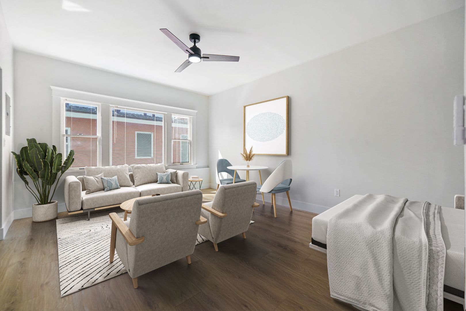 Long Beach Apartment: 1037 E 1st Street