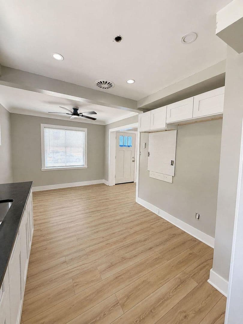 Oak Park House: 13741 W. 10 Mile