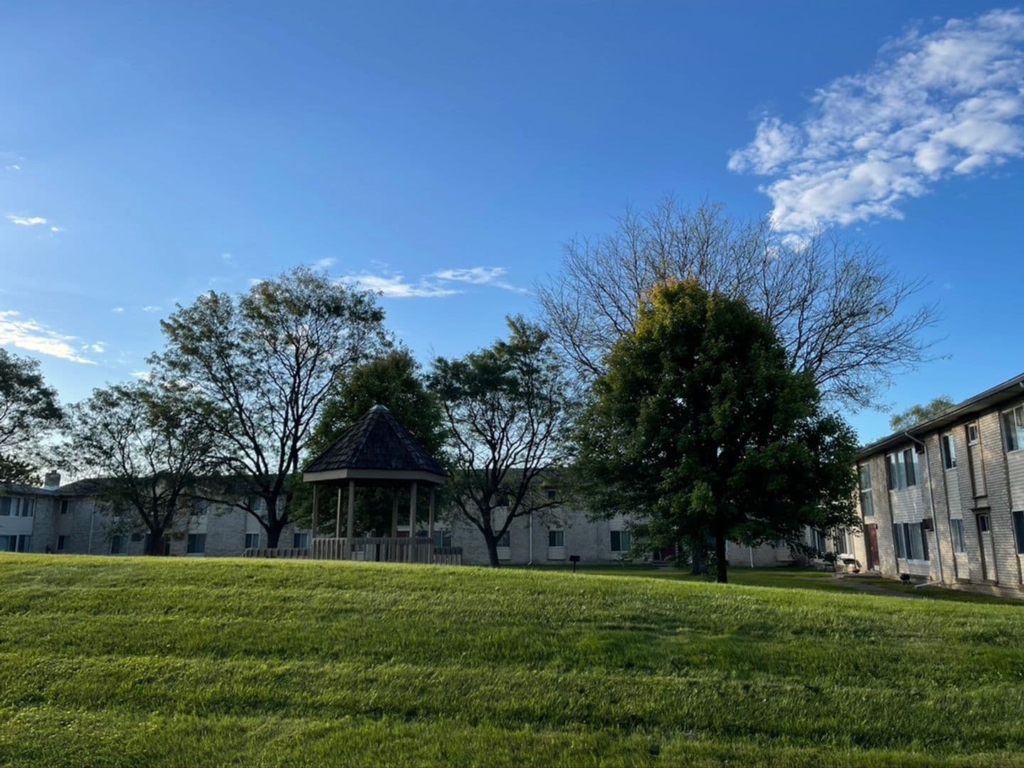 Warren Apartment: 11500 Warren Blvd