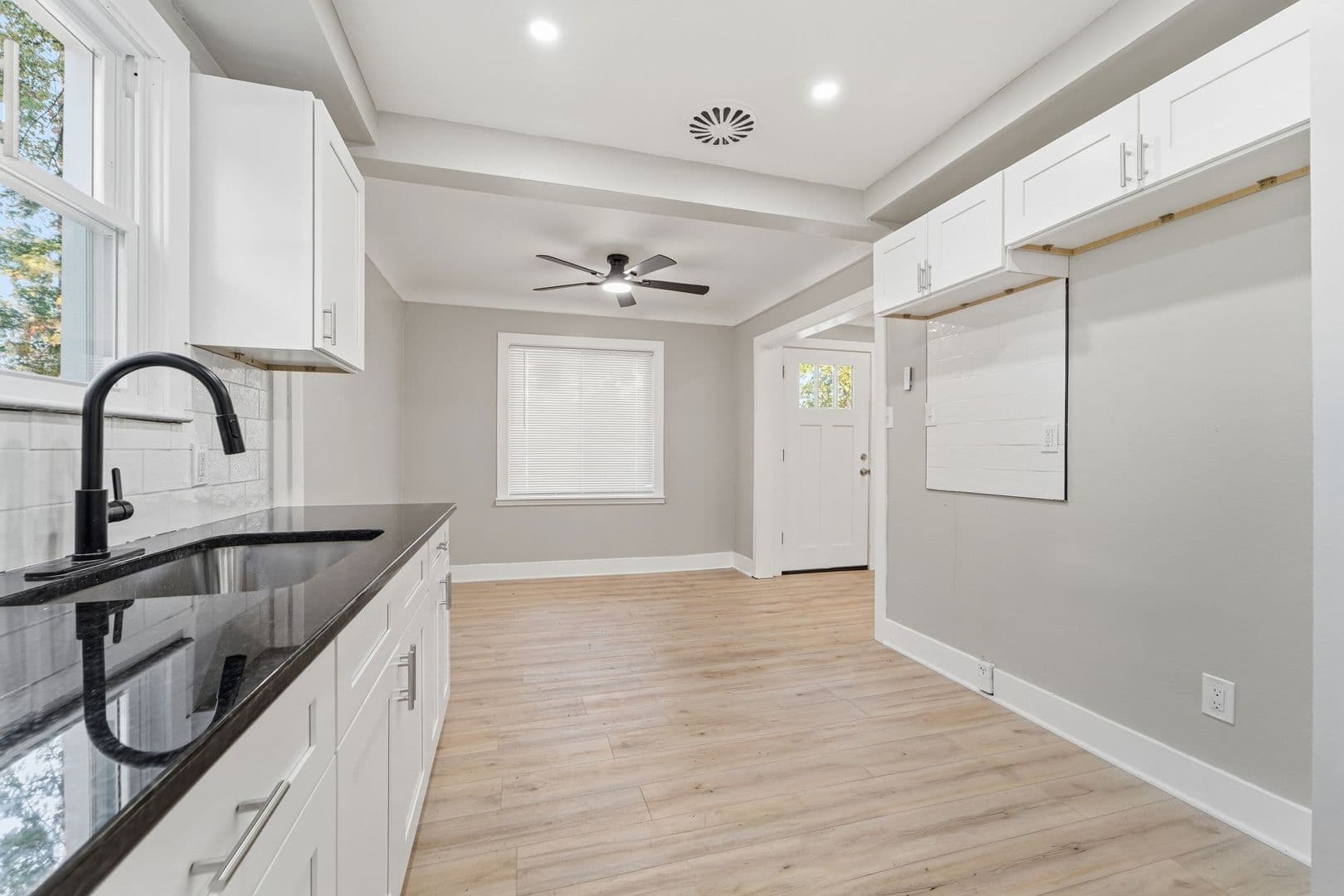 Oak Park House: 13741 W. 10 Mile