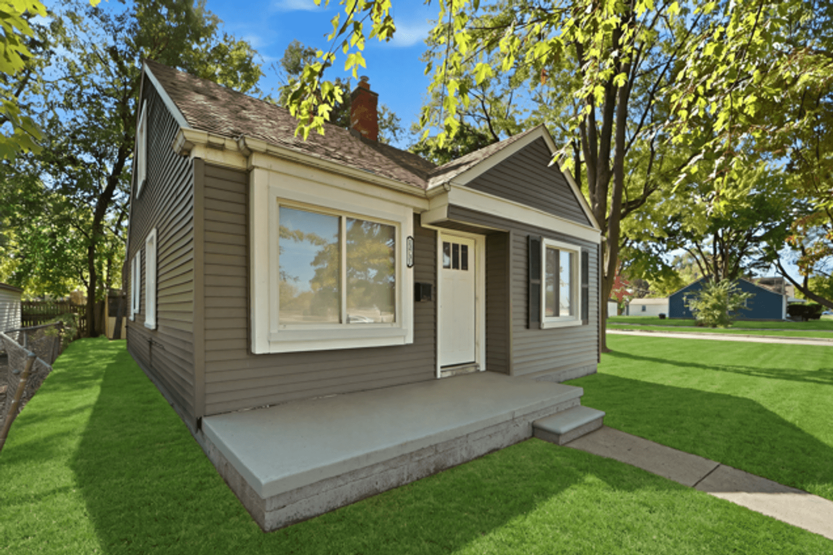 Oak Park House: 13741 W. 10 Mile
