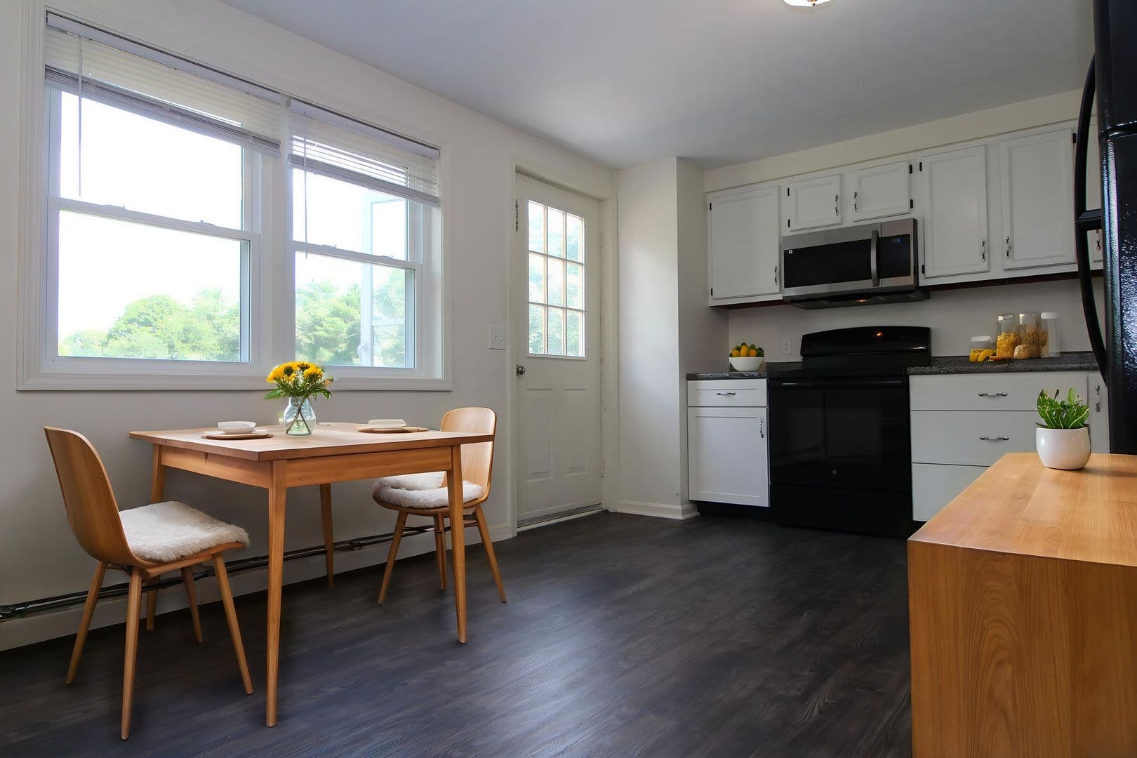 Windham Apartment: 5 & 7 Smith Road