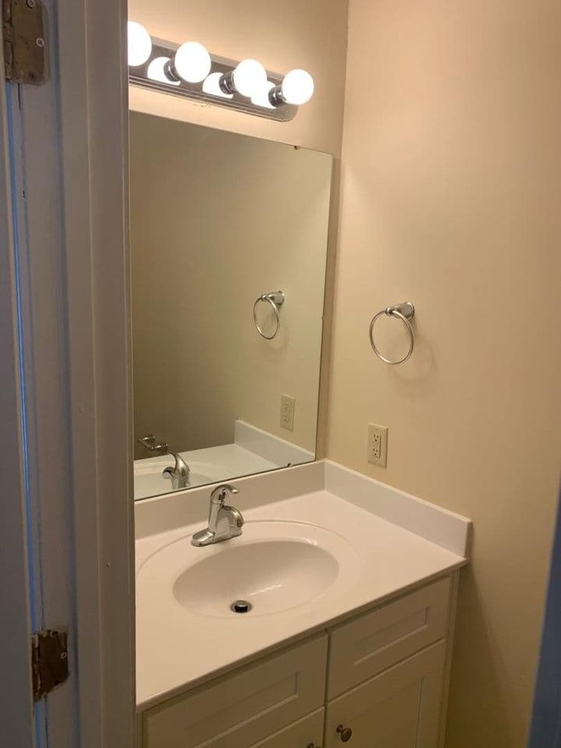 Conway Townhome: 1025 Carolina Road
