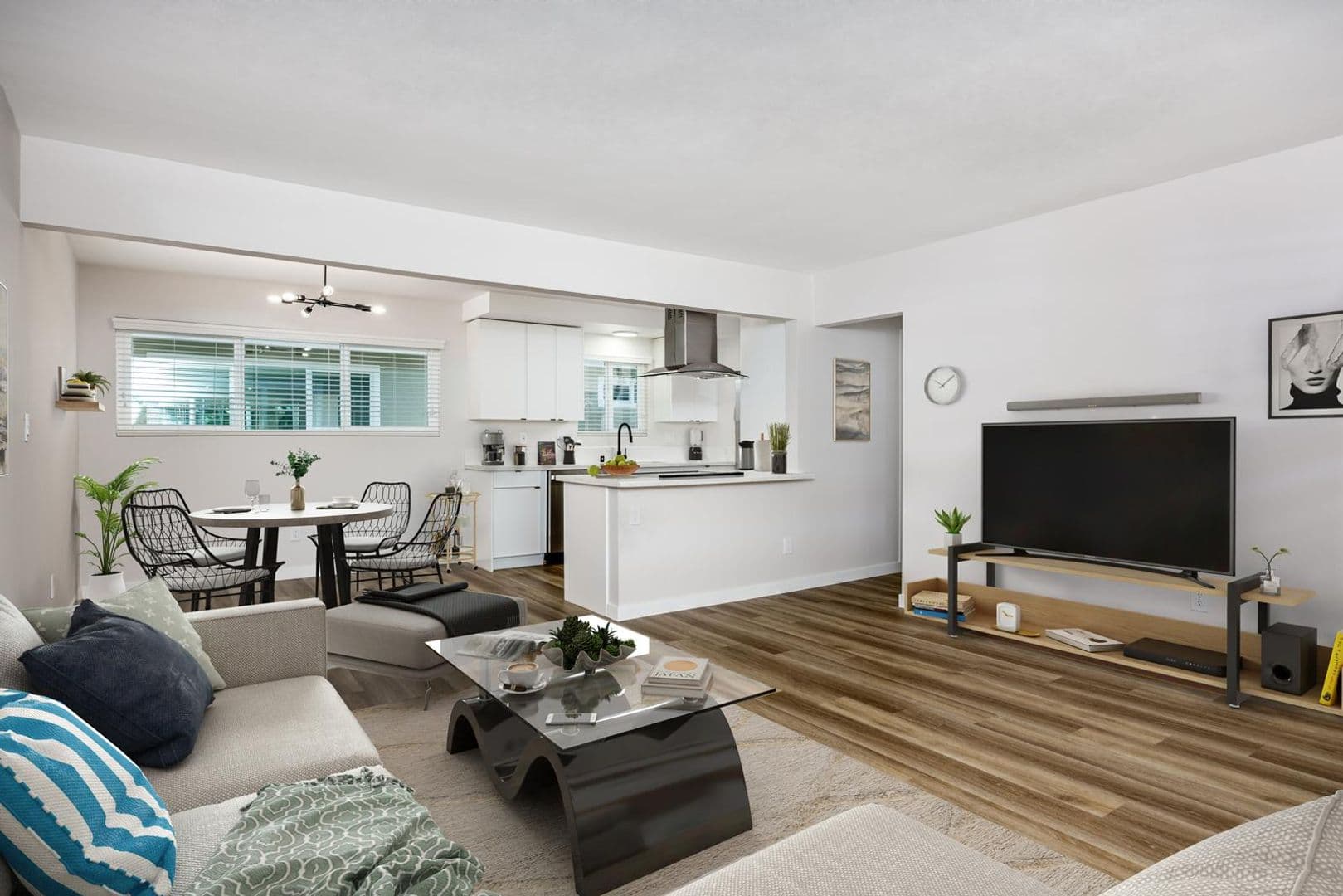 Redondo Beach Apartment: 1305 Amethyst Street