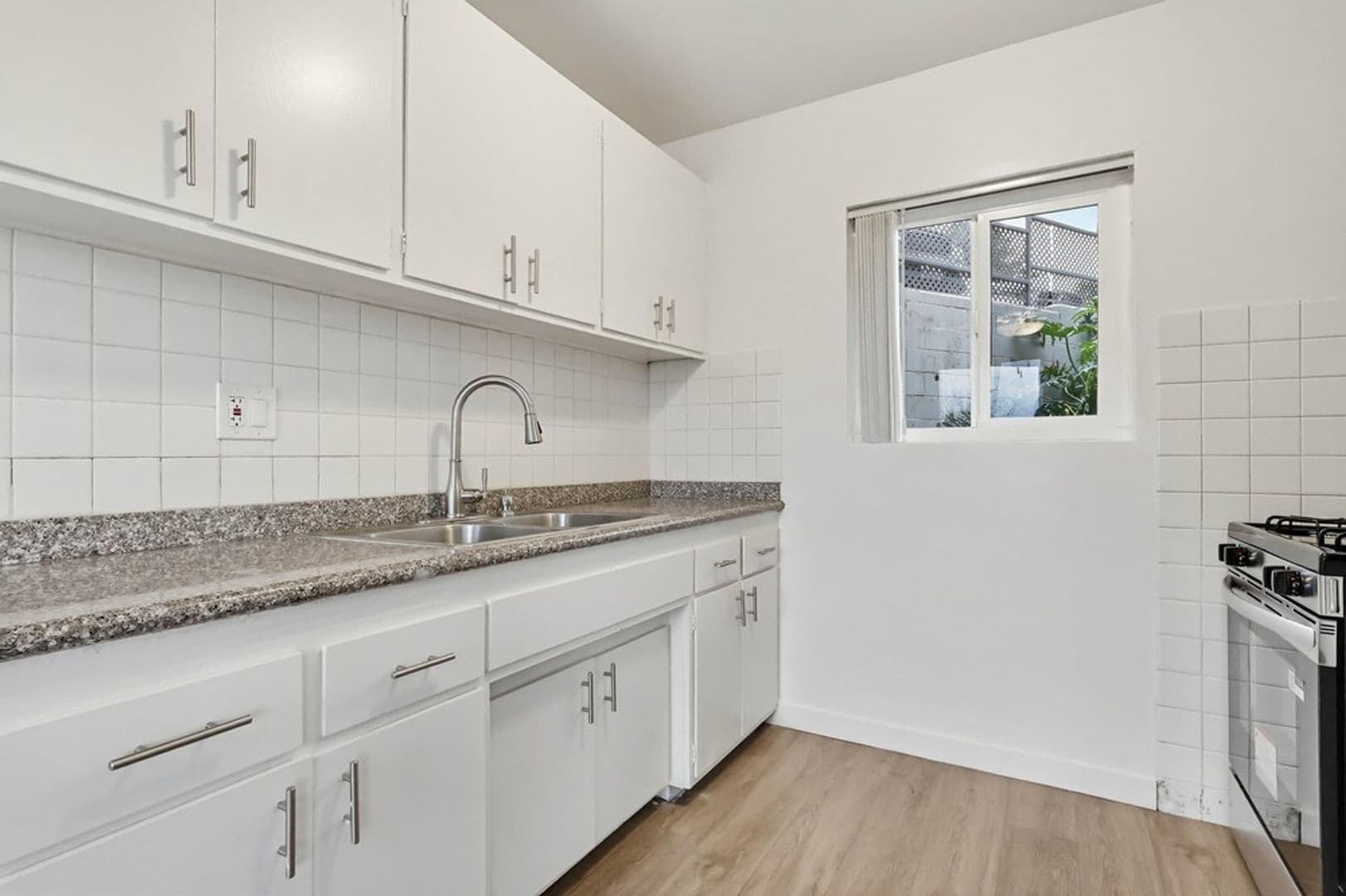 Monterey Park Apartment: 650 - 660 S. Garfield Avenue