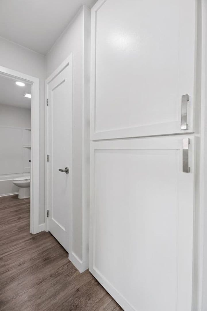 Gardena Apartment: 844 W. 164th Street