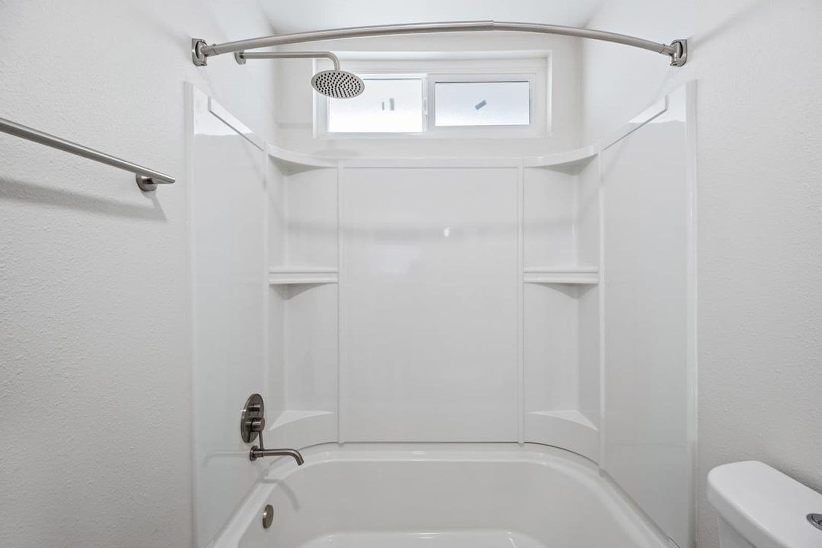 Gardena Apartment: 844 W. 164th Street