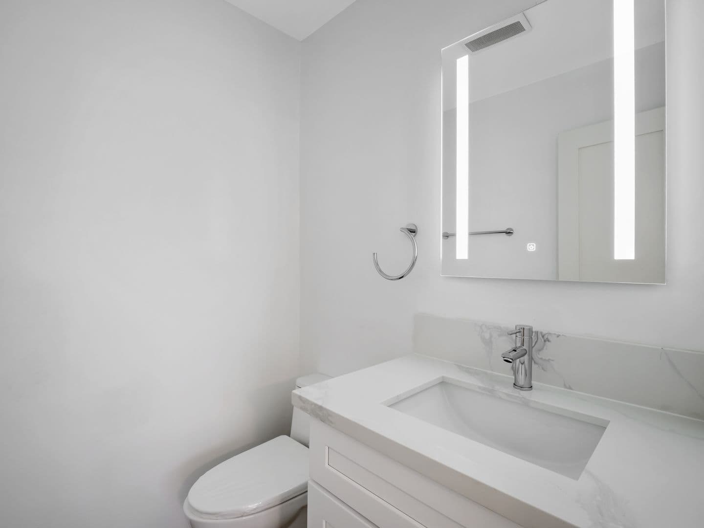 Santa Monica Apartment: 1424-1428 12th Street