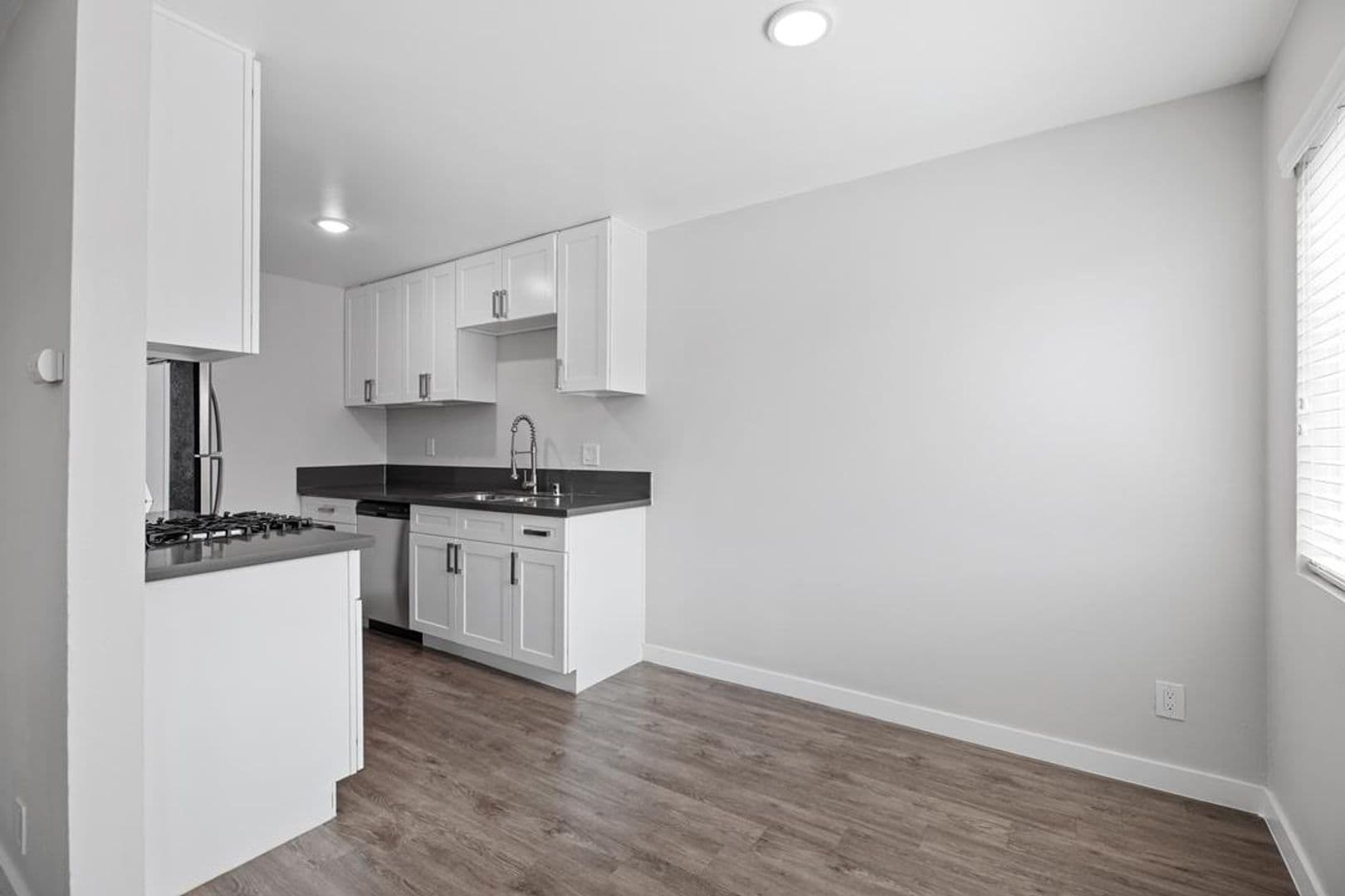 Gardena Apartment: 844 W. 164th Street