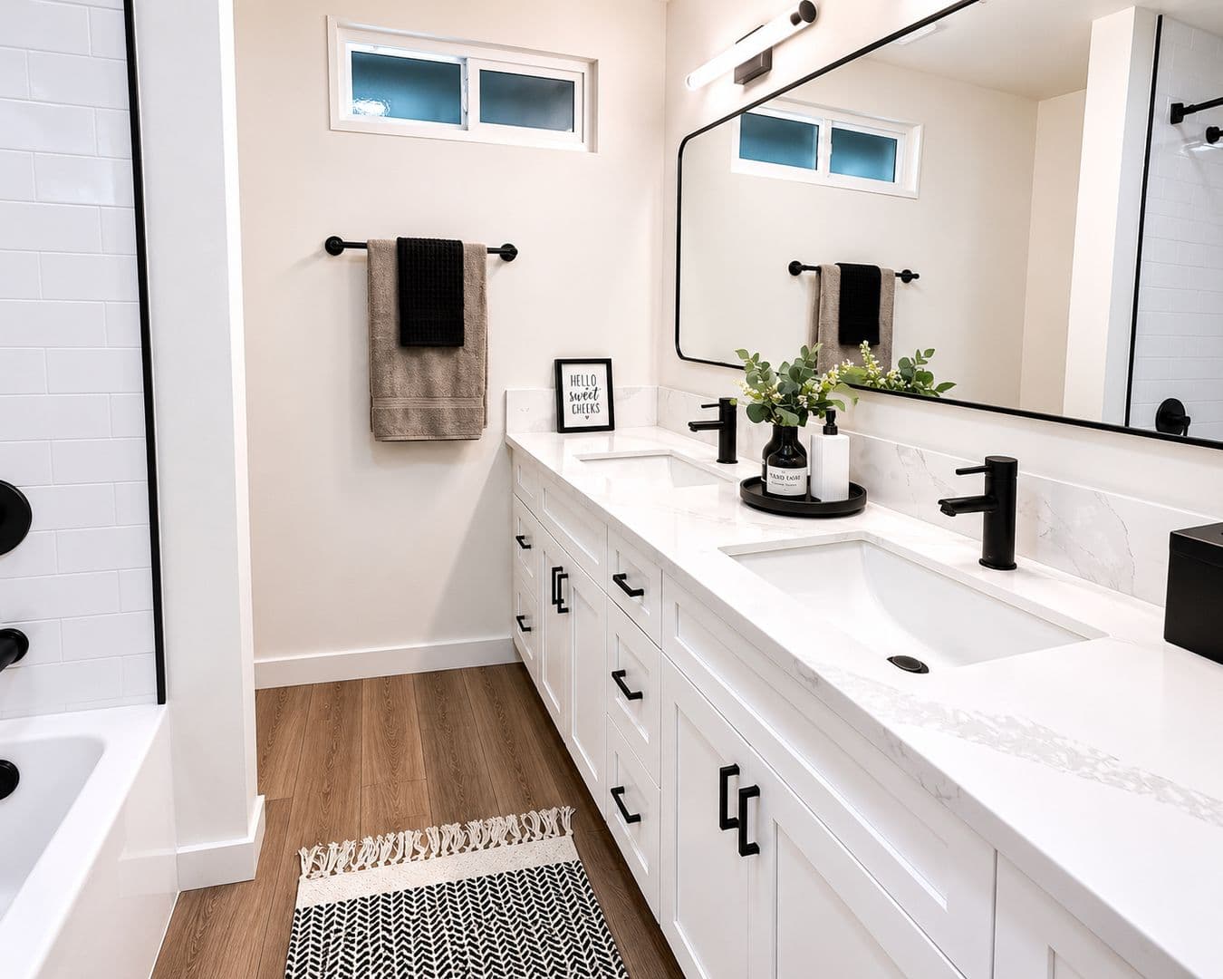 Anaheim Apartment: 2611 W. Baylor Circle
