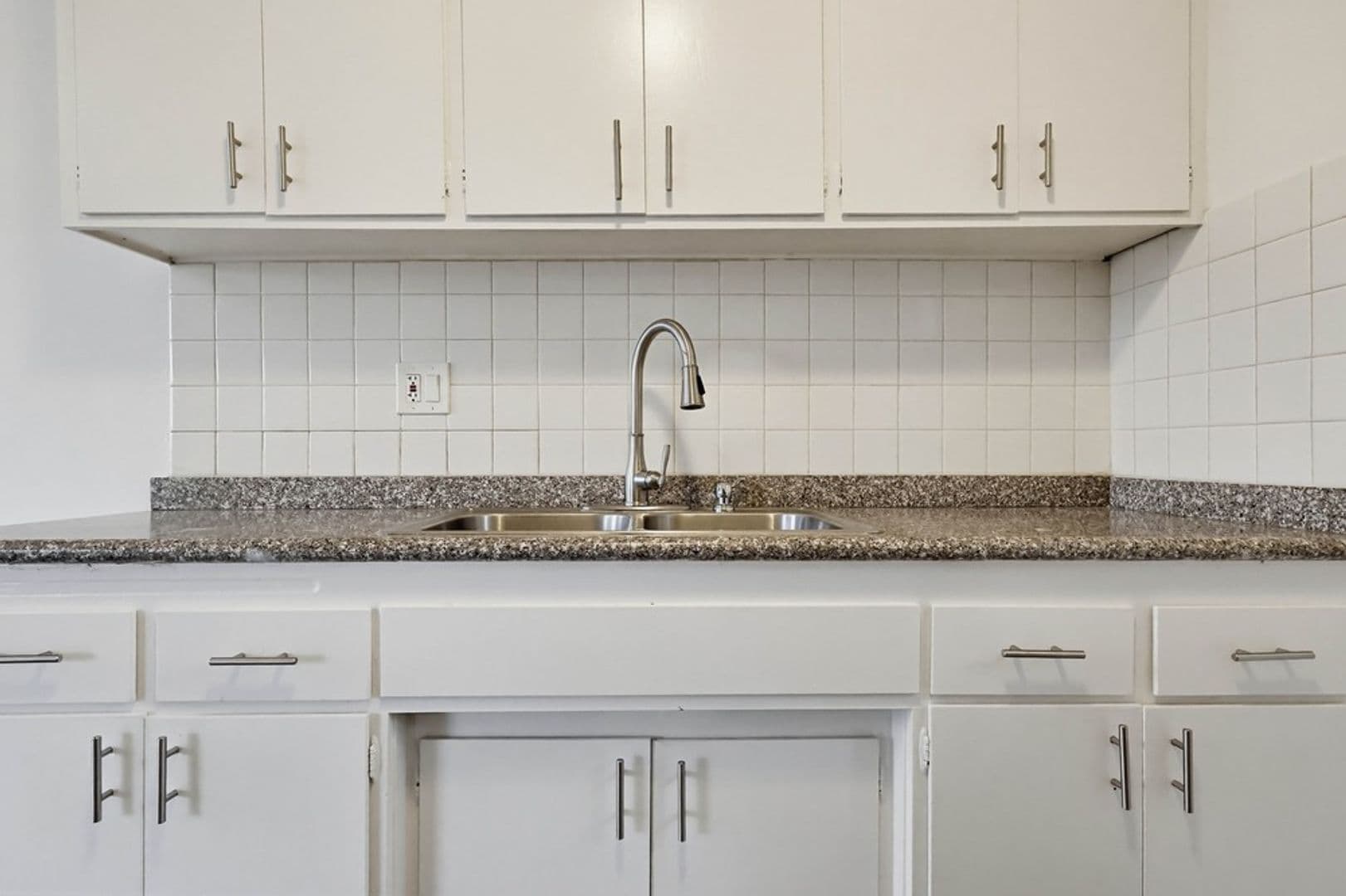 Monterey Park Apartment: 650 - 660 S. Garfield Avenue