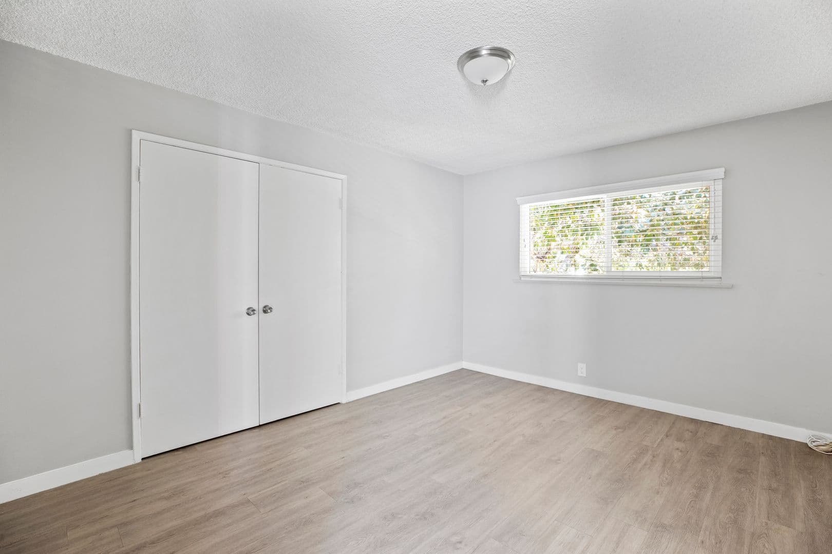 South Pasadena Apartment: 1119 Huntington Drive