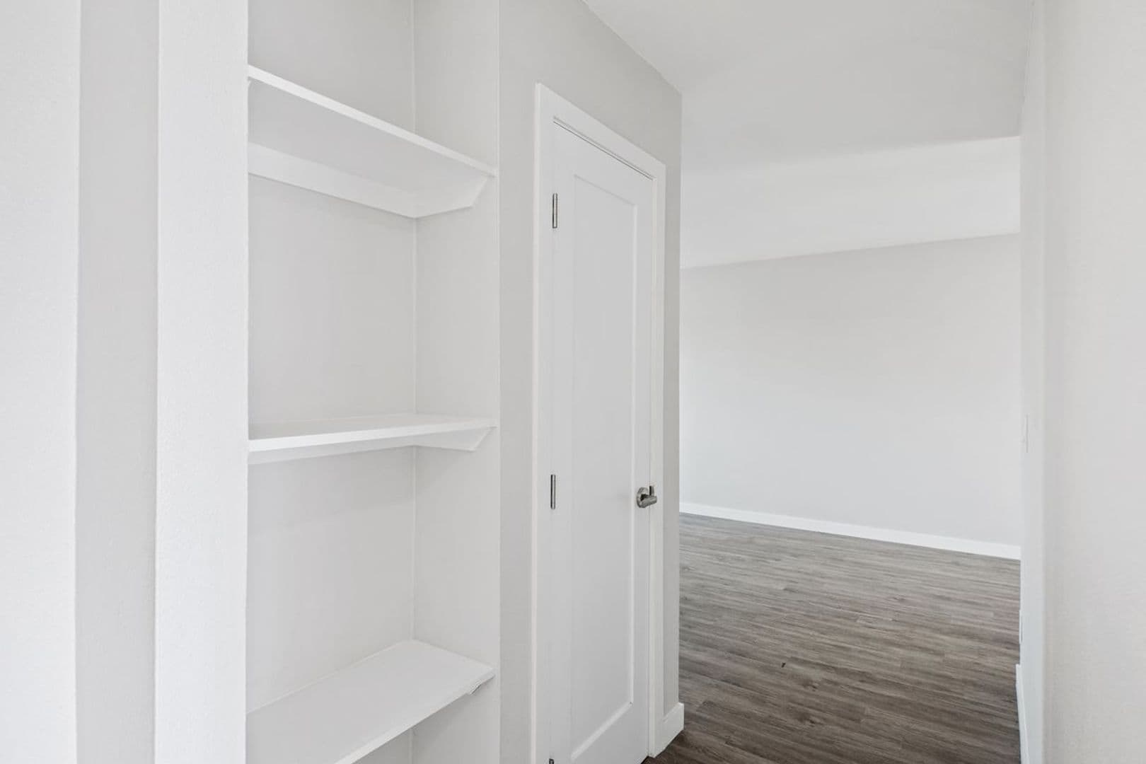 Gardena Apartment: 844 W. 164th Street