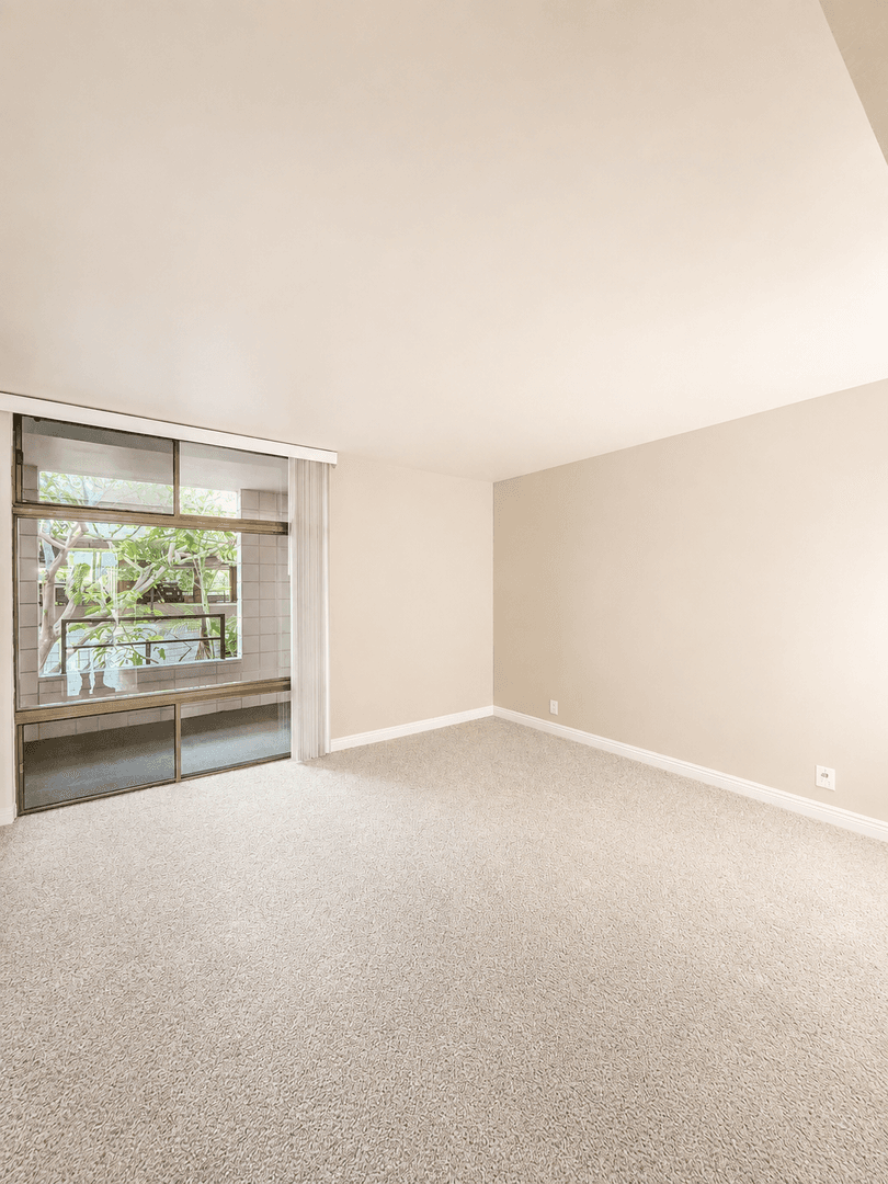 Marina del Rey Apartment: 4333 Admiralty Way
