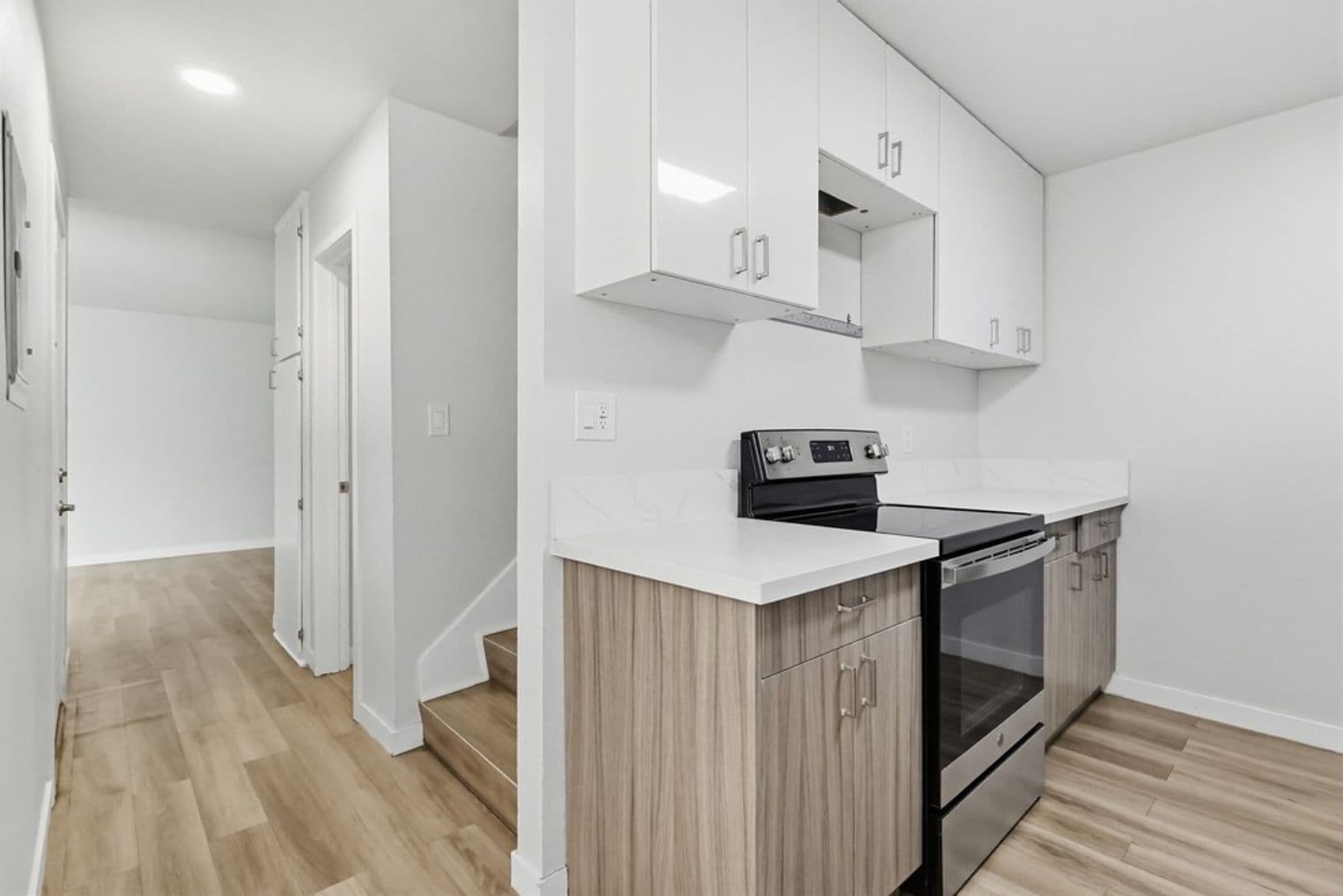 Lomita Apartment: 25829 Viana Avenue