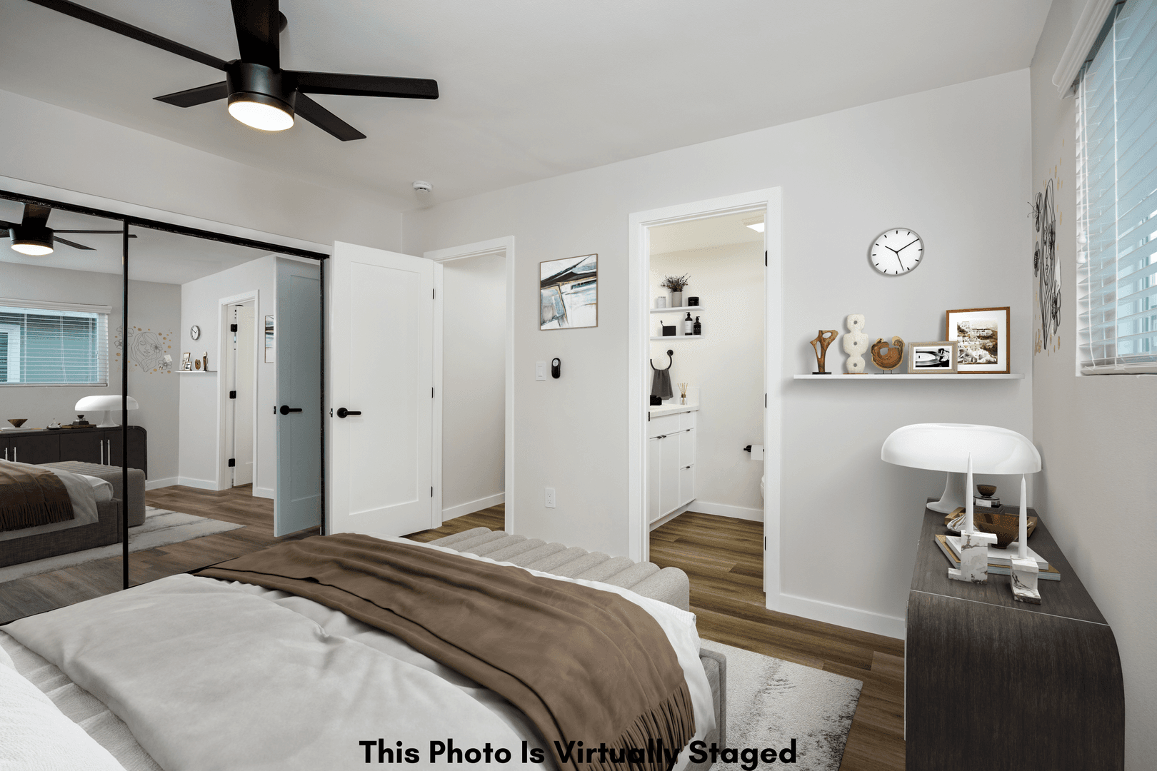 Redondo Beach Apartment: 1321 Amethyst Street