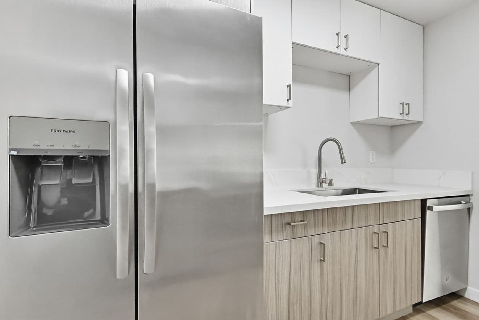 Lomita Apartment: 25829 Viana Avenue