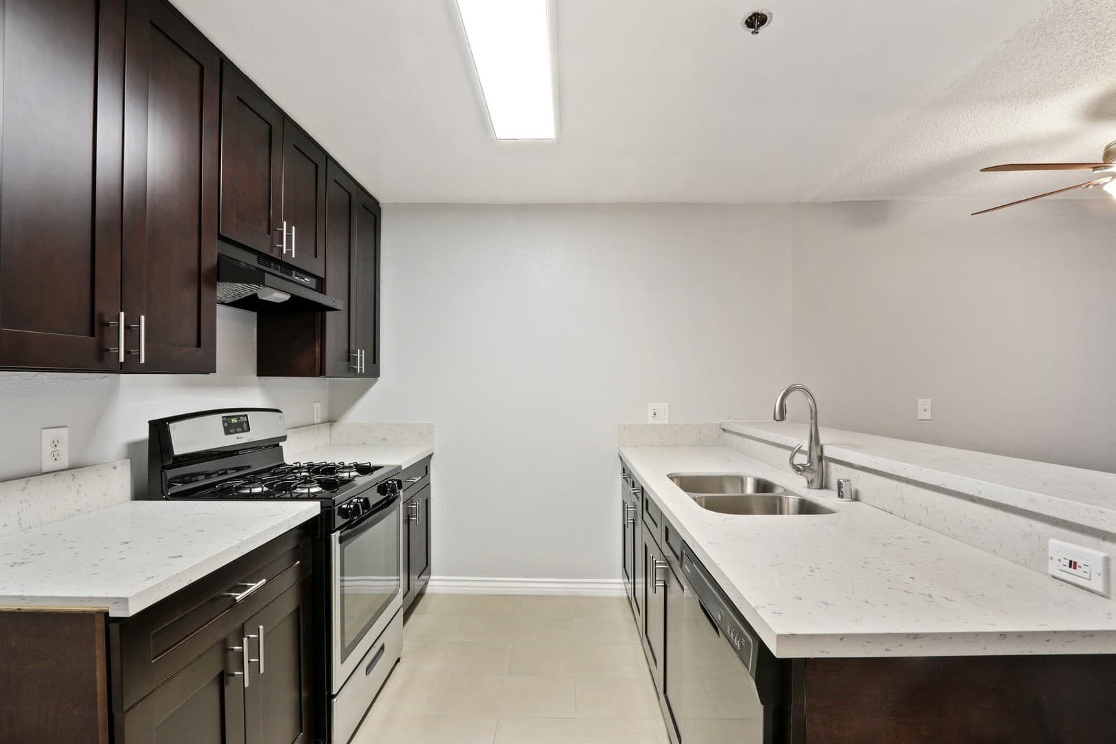 Los Angeles Apartment: 369 S. Columbia Avenue