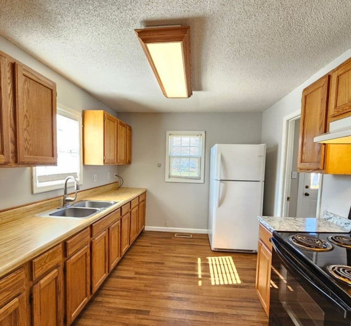 Elizabethton House: 707 S 2nd Street