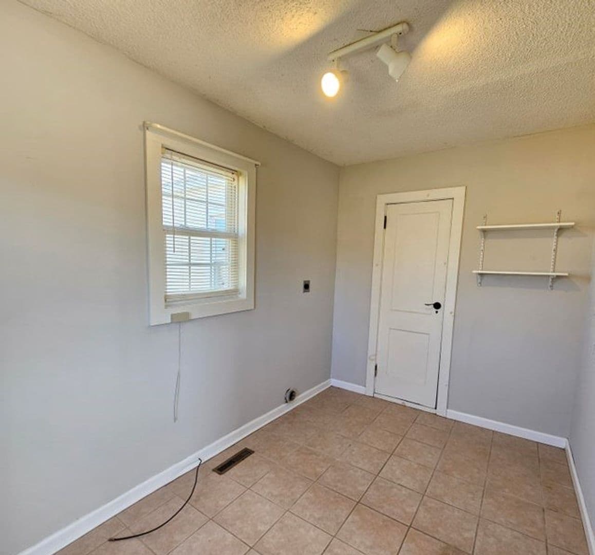 Elizabethton House: 707 S 2nd Street