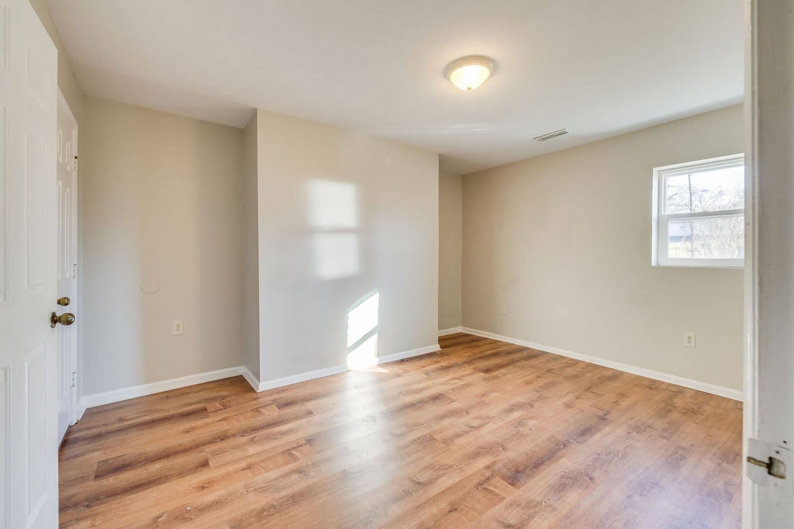 Kingsport Apartment: 2000 Netherland Inn Rd
