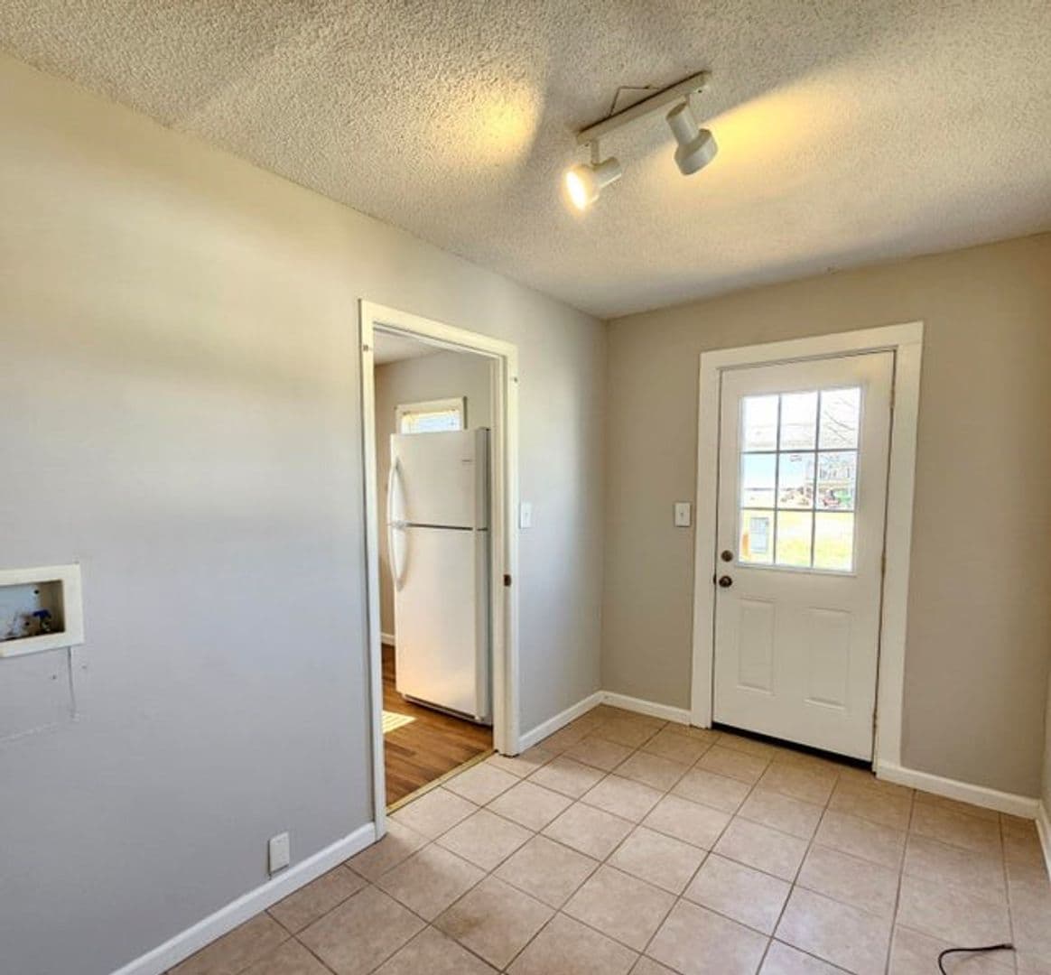Elizabethton House: 707 S 2nd Street