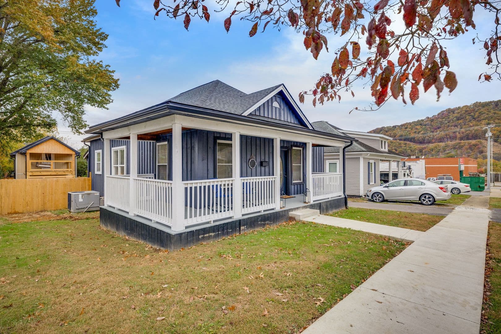 Erwin Apartment: 216 3rd Street