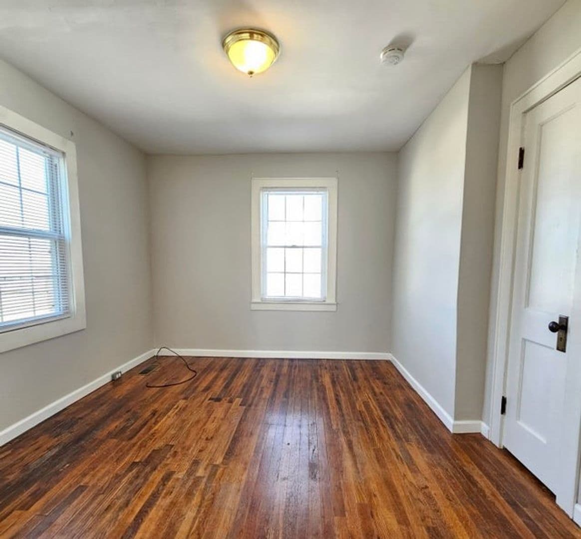 Elizabethton House: 707 S 2nd Street