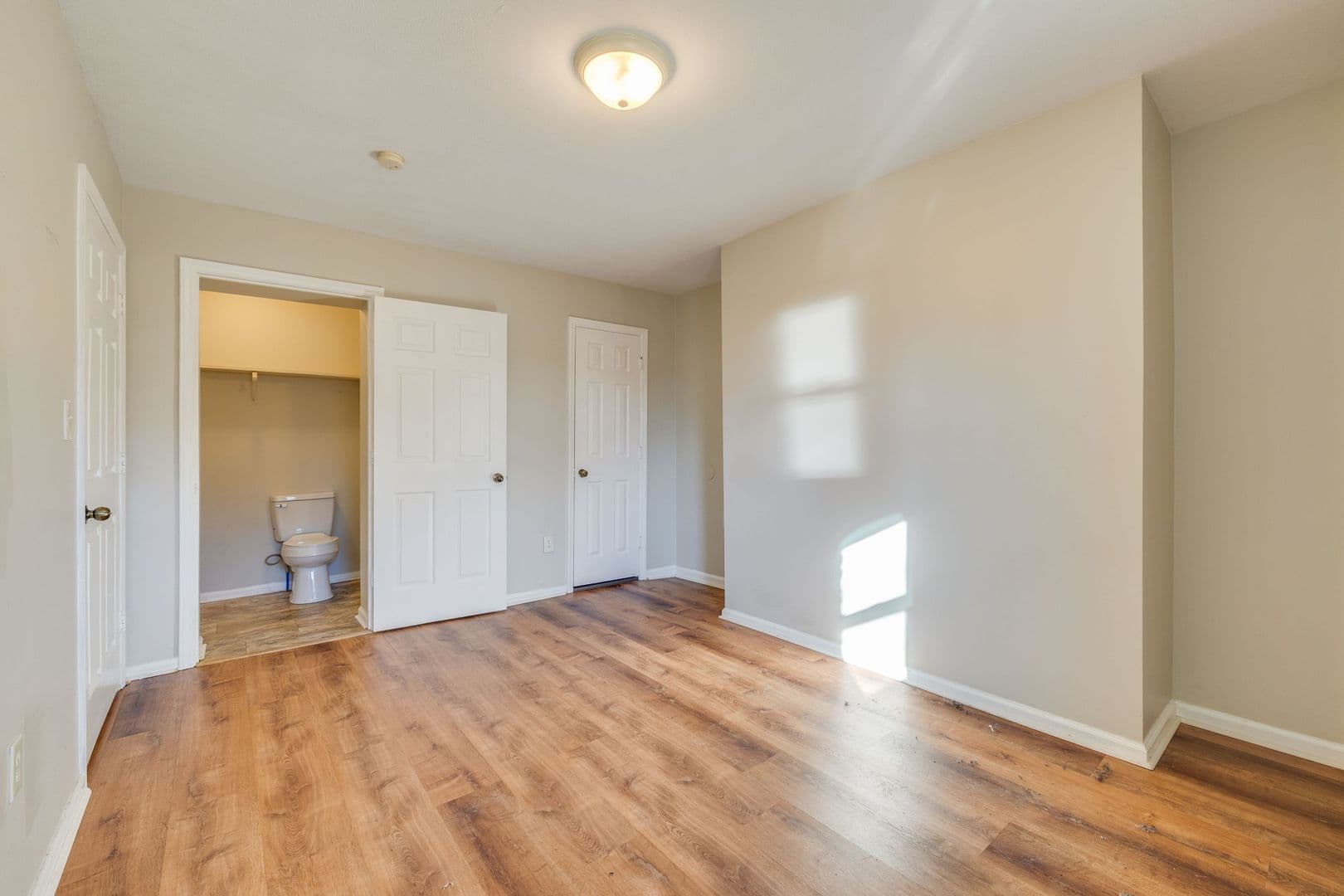Kingsport Apartment: 2000 Netherland Inn Rd