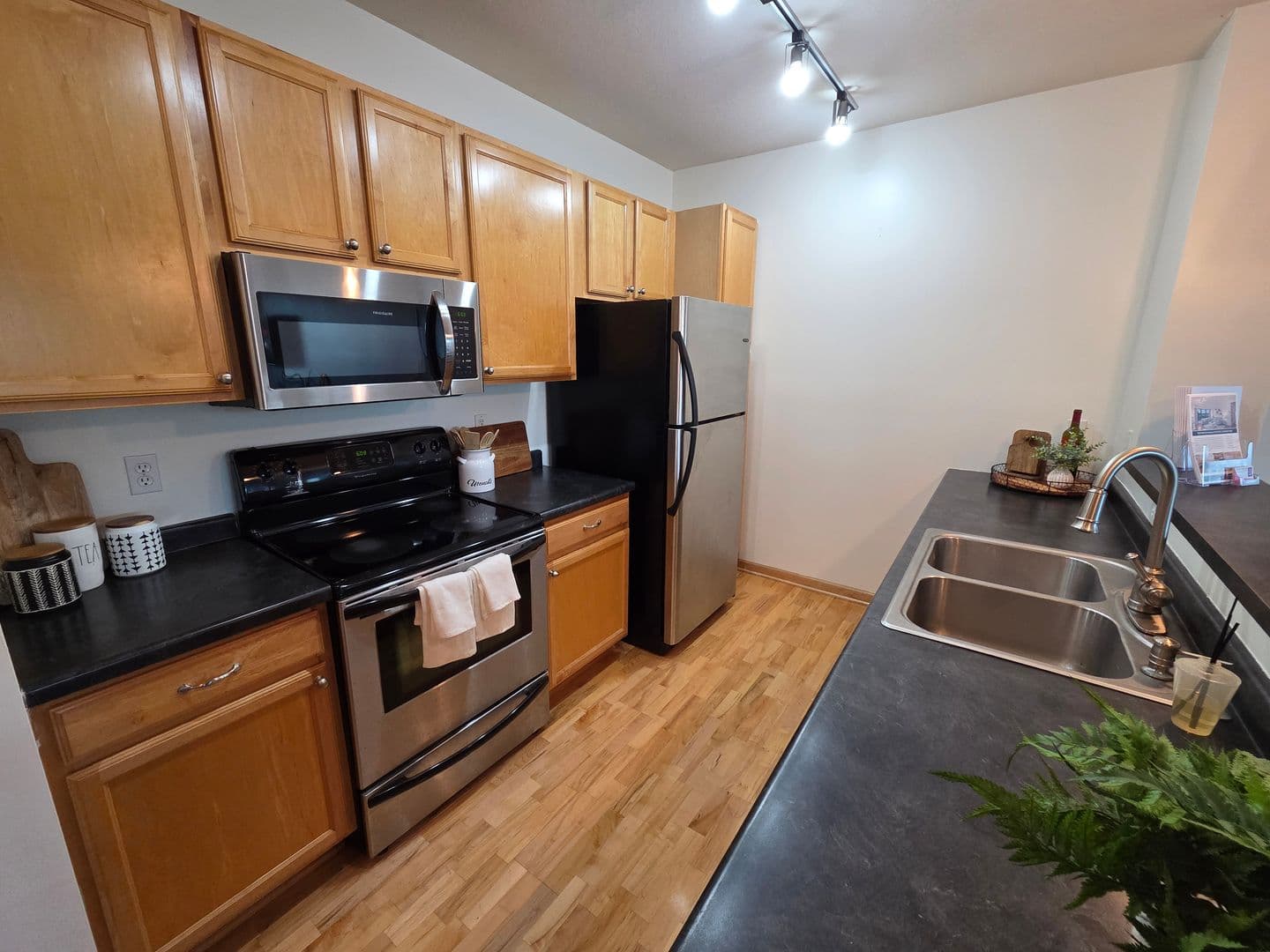 Richfield Condo: 7601 Aldrich Ave S
