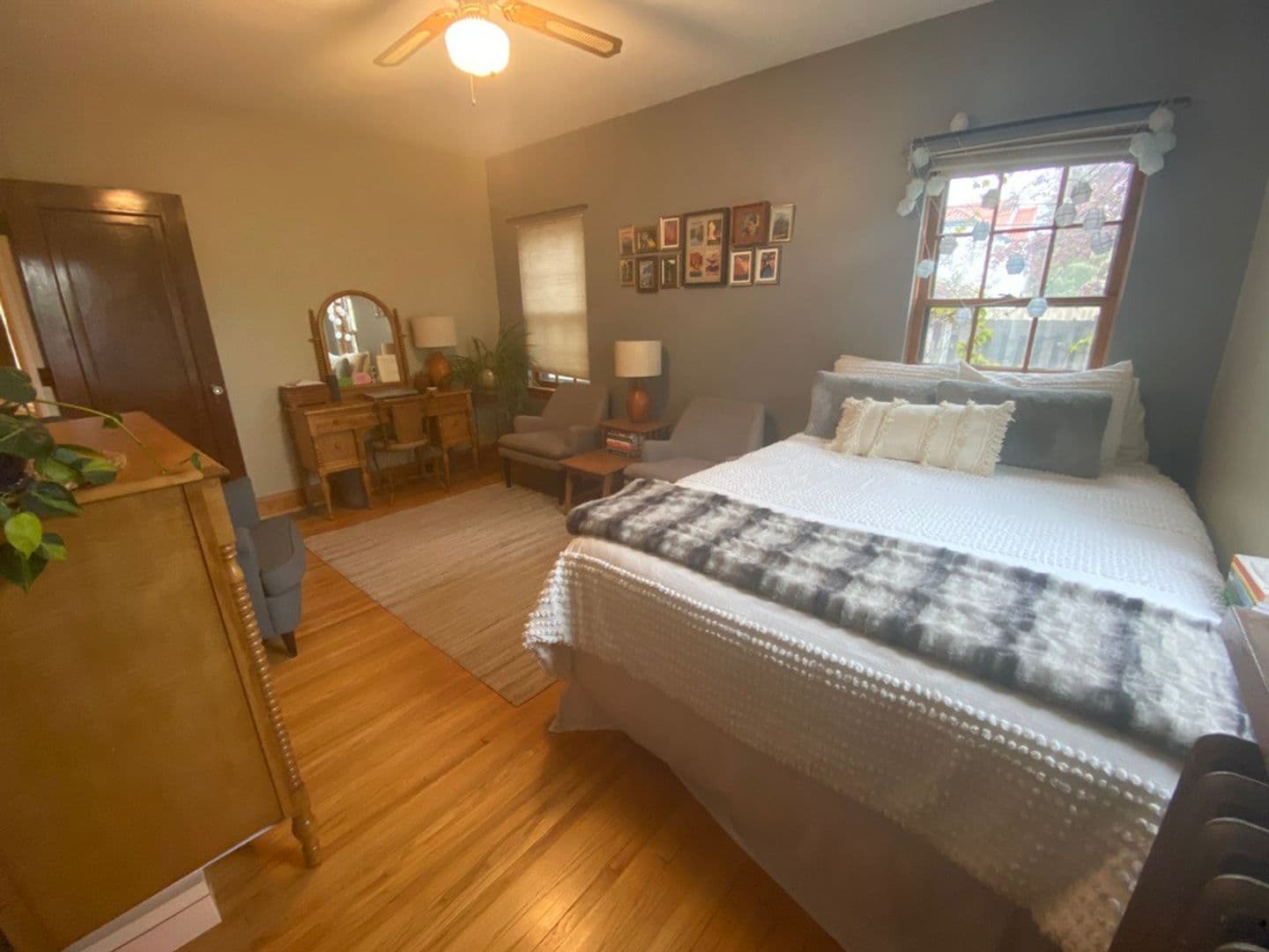 Minneapolis Apartment: 2921 Sunset Blvd