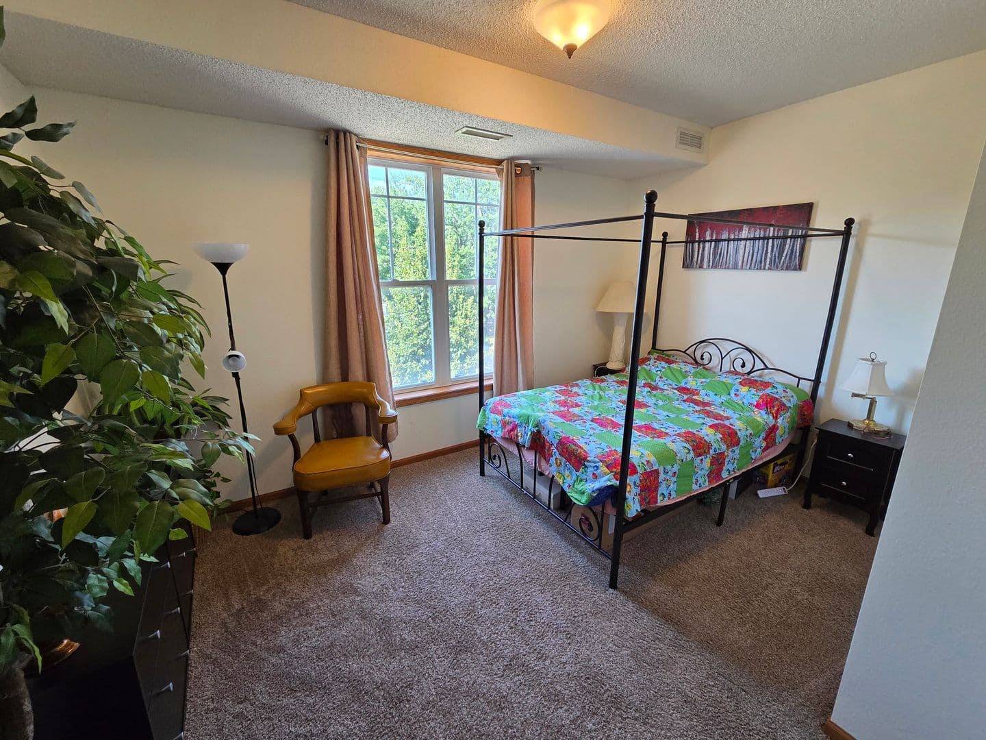 St. Paul Condo: 1776 Maryland Ave E