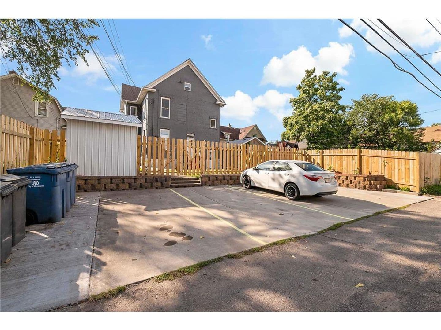 Minneapolis Apartment: 2928 Emerson Ave N