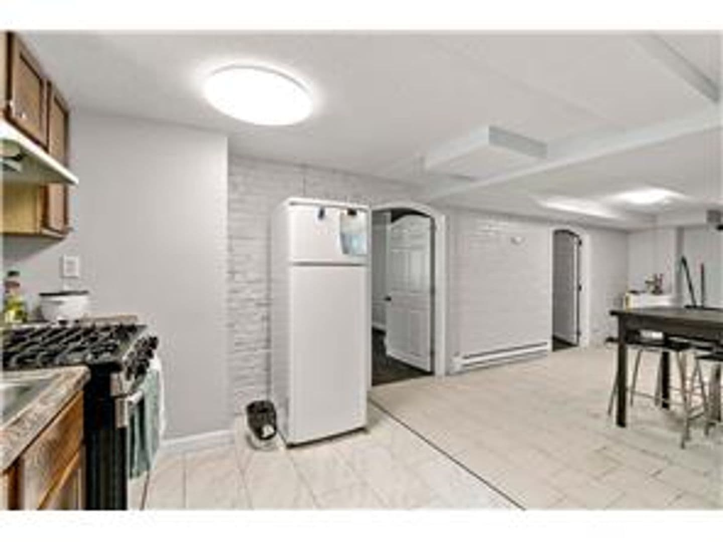 Minneapolis Apartment: 2928 Emerson Ave N