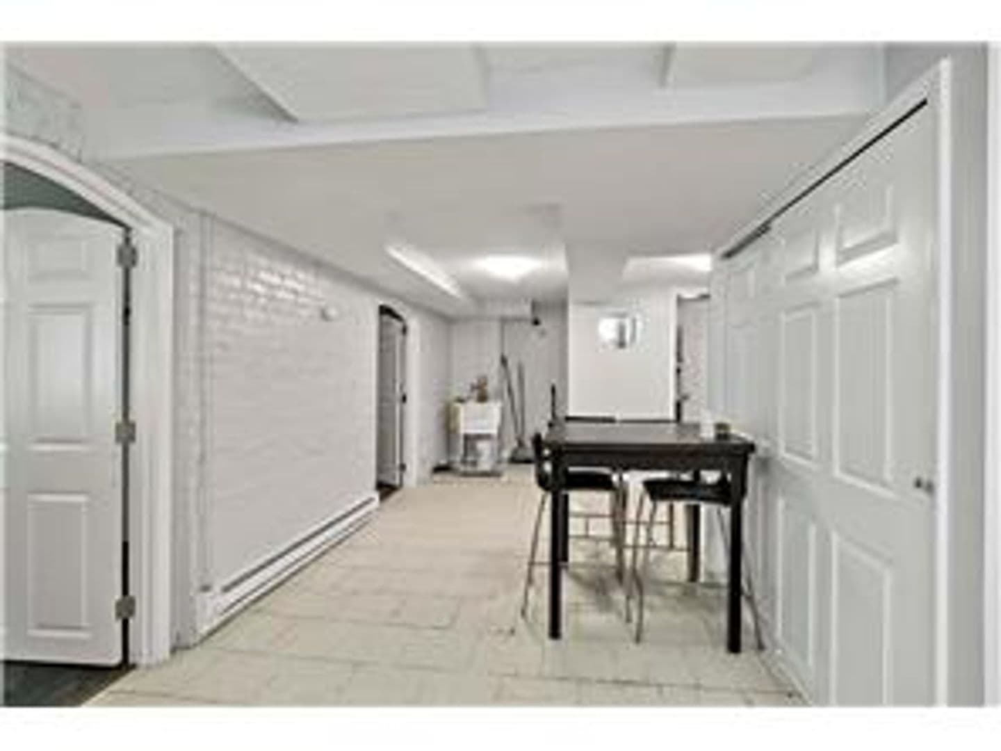Minneapolis Apartment: 2928 Emerson Ave N