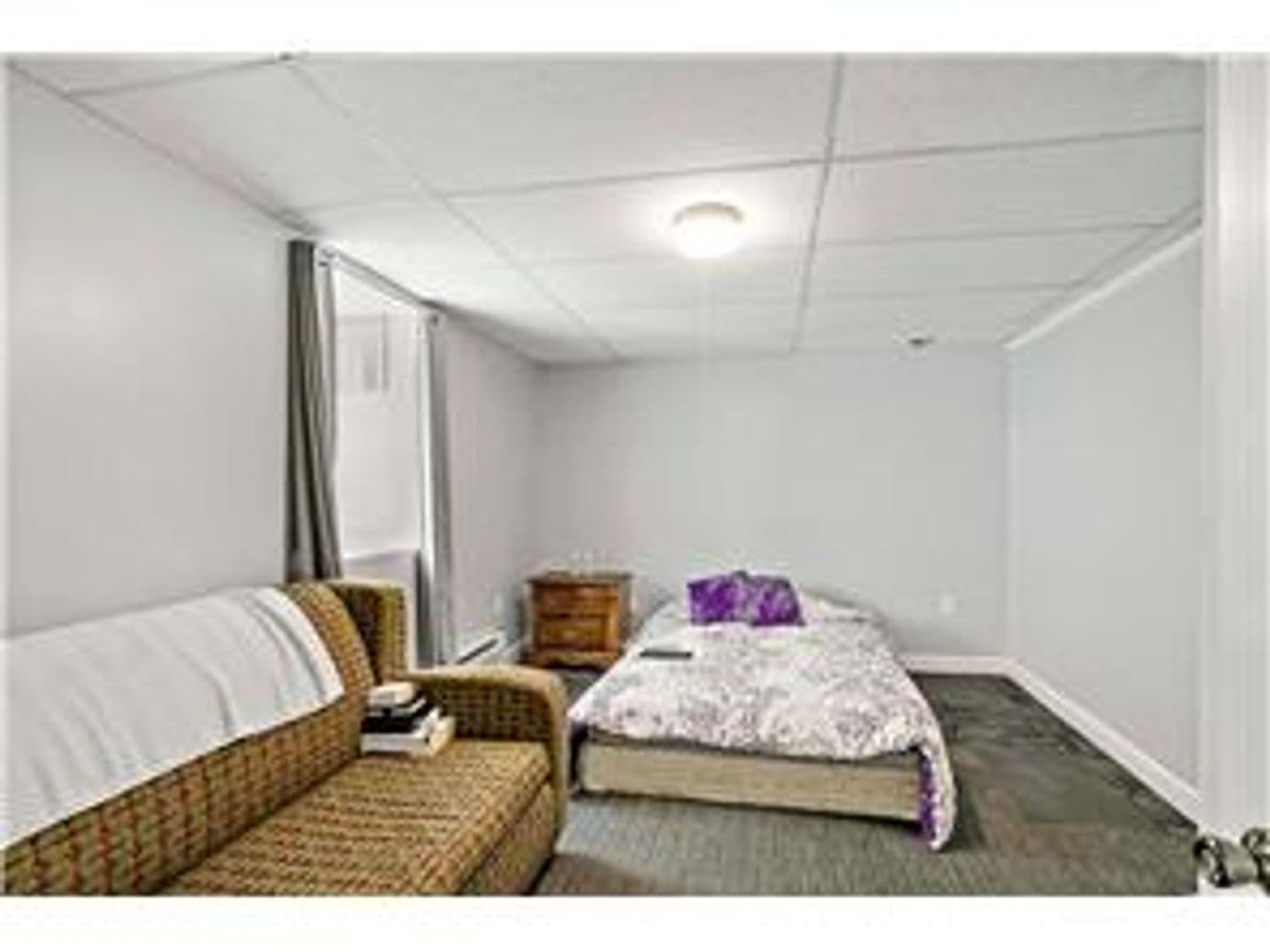 Minneapolis Apartment: 2928 Emerson Ave N