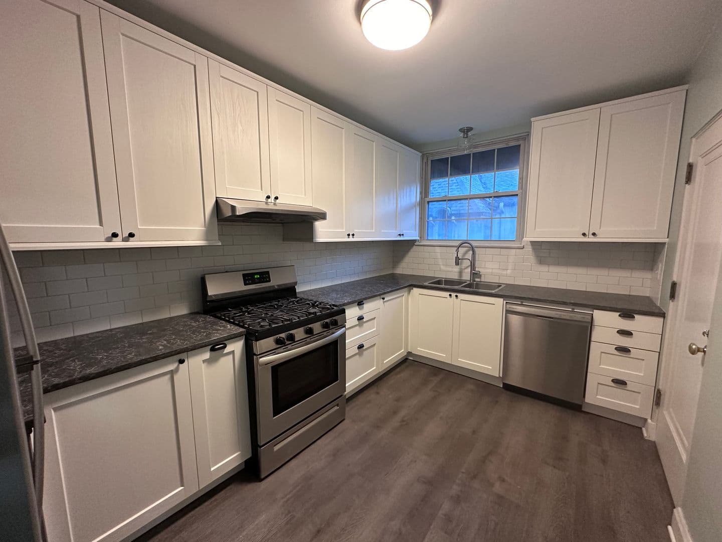 Minneapolis Apartment: 2921 Sunset Blvd