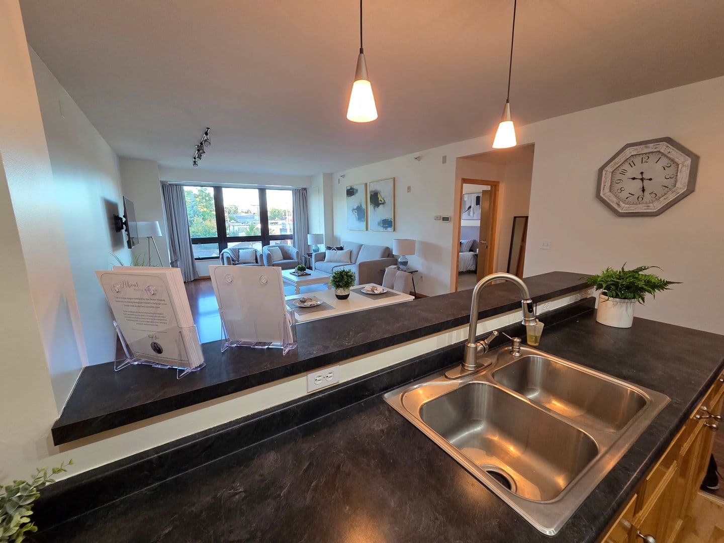 Richfield Condo: 7601 Aldrich Ave S