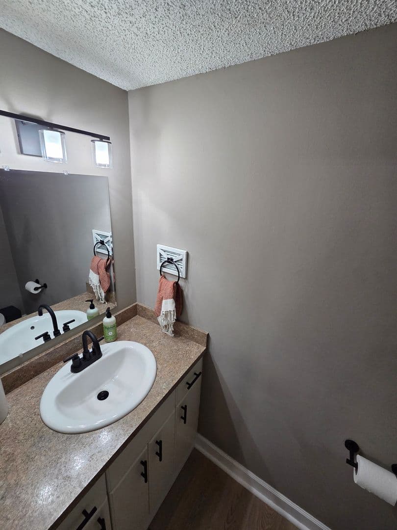 Maple Grove Townhome: 7652 Wedgewood Ct