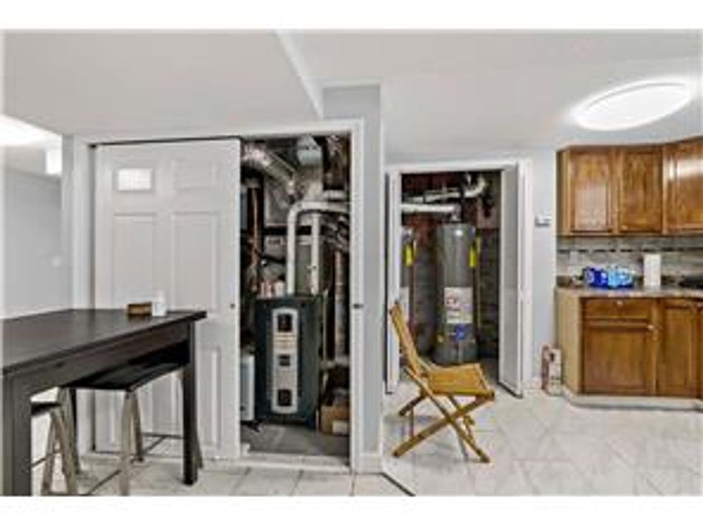 Minneapolis Apartment: 2928 Emerson Ave N
