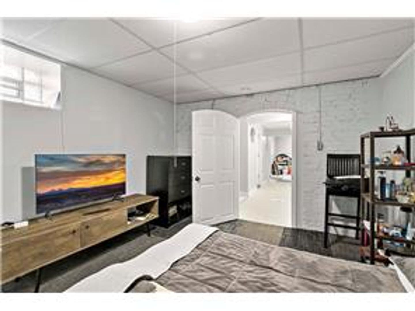 Minneapolis Apartment: 2928 Emerson Ave N